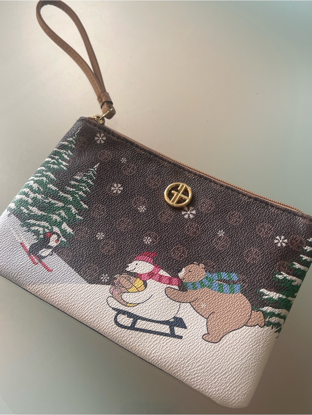 Giani Bernini Brown & White Winter Friends Wristlet